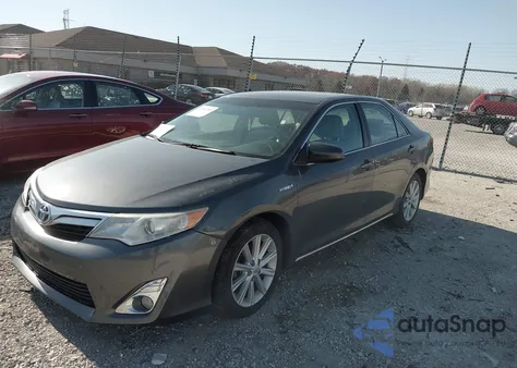 2012 Toyota Camry Hybrid Xle z USA, uszkodzony, nr VIN 4T1BD1FK9CU032031
